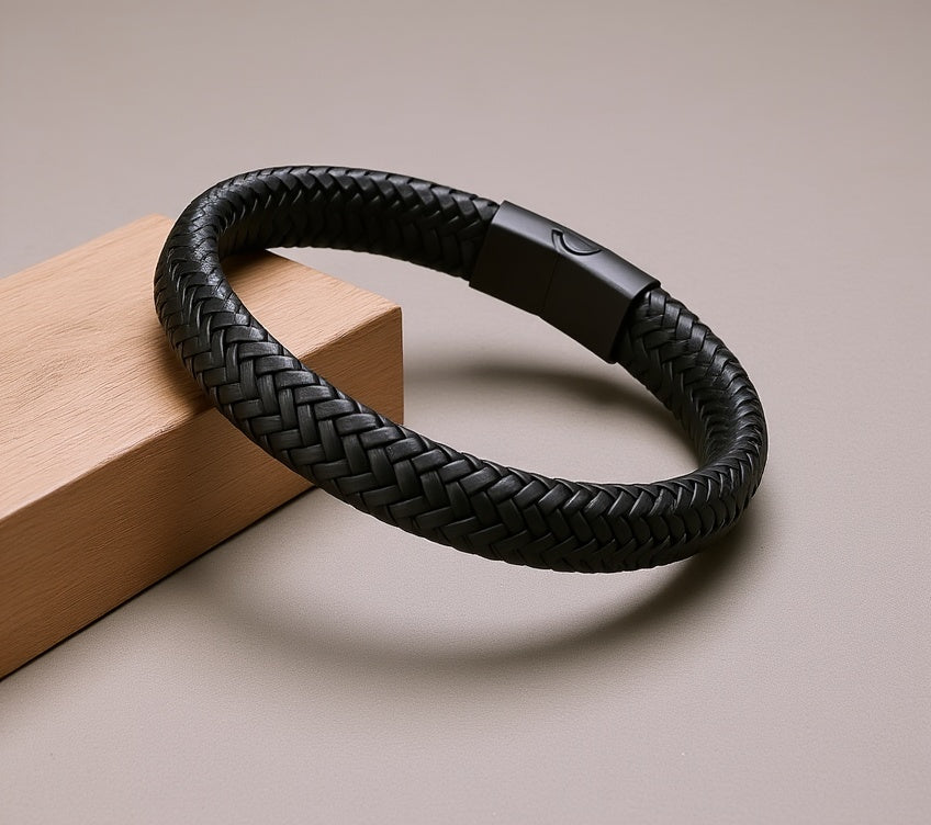Elegant Black PU Leather Magnetic Bracelet for Men – The Perfect Gift